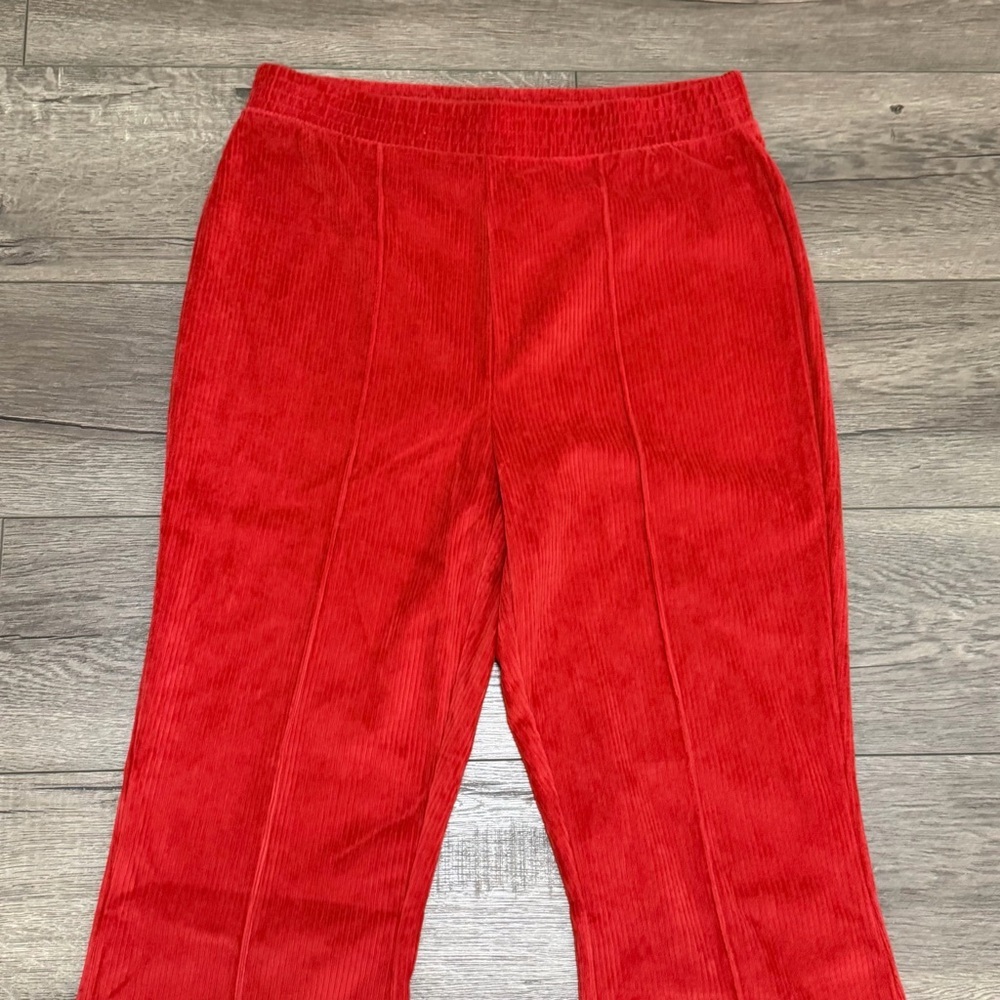 Aerie Women's Groove On Red Velour Ribbed Flare Pants Medium NWT - Picture 5 of 8